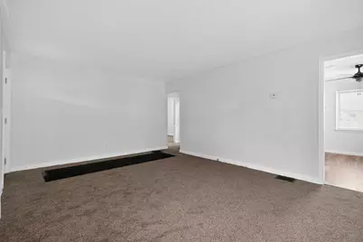 3268 McGuffey Road, Columbus, OH 43224 - Photo 9