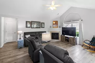 1266 Paddock Loop, Washington Court House, OH 43160 - Photo 3