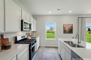 161 Lorrimore Dr, Pickerington, OH 43147 - Photo 17