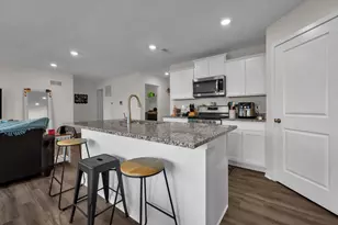 3057 Lamptonridge Dr, Columbus, OH 43232 - Photo 11