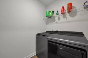 3057 Lamptonridge Dr, Columbus, OH 43232 - Photo 25