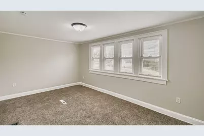 19 E Castle Road, Columbus, OH 43207 - Photo 19