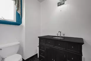 156 N Main St, London, OH 43140 - Photo 29