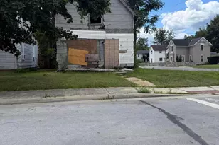 641 Blake Ave, Marion, OH 43302 - Photo 1