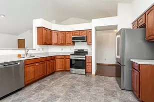 1632 Bush Hill Dr, Lancaster, OH 43130 - Photo 11