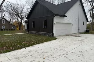 34 Prospect St, Delaware, OH 43015 - Photo 3