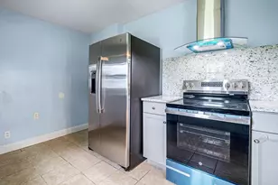 327 S Chase Ave, Columbus, OH 43204 - Photo 9