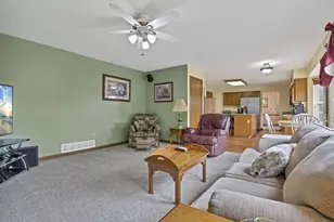 1449 River Trail Dr, Grove City, OH 43123 - Photo 25