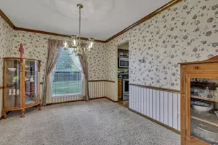 1449 River Trail Dr, Grove City, OH 43123 - Photo 11