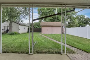 77 S Brinker Ave, Columbus, OH 43204 - Photo 9