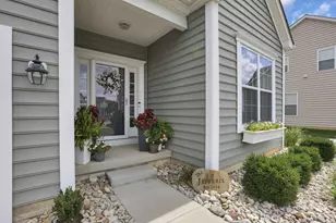 12482 Prairie View Dr NW, Pickerington, OH 43147 - Photo 3