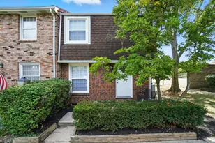 2367 Hardesty Dr N, Columbus, OH 43204 - Photo 1