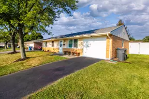 6681 Spokane Dr, Huber Heights, OH 45424 - Photo 3