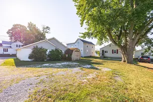 334 Lancaster Pike, Circleville, OH 43113 - Photo 27