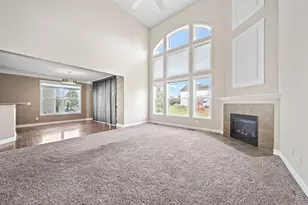 240 Fox Glen Dr E, Pickerington, OH 43147 - Photo 17