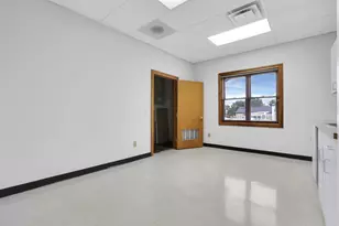 5925-5935 Cleveland Ave, Columbus, OH 43231 - Photo 13