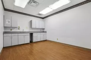 5925-5935 Cleveland Ave, Columbus, OH 43231 - Photo 23