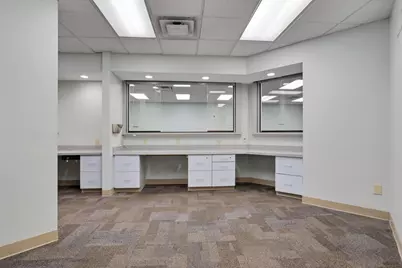 5925-5935 Cleveland Avenue, Columbus, OH 43231 - Photo 9