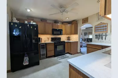 1554 S Belmont Avenue, Springfield, OH 45505 - Photo 9