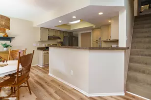 917 White Willow Ln, Columbus, OH 43235 - Photo 11