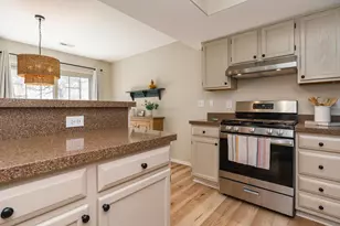 917 White Willow Ln, Columbus, OH 43235 - Photo 13