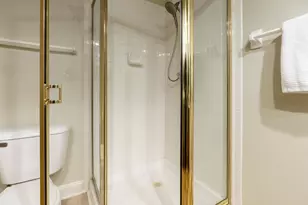 917 White Willow Ln, Columbus, OH 43235 - Photo 17