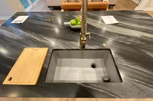 3163 S Dorchester Rd, Columbus, OH 43221 - Photo 23