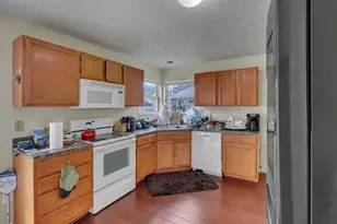 3084 Omega Dr, Columbus, OH 43231 - Photo 19