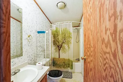 15617 Sperry Road, Vermilion, OH 44089 - Photo 15
