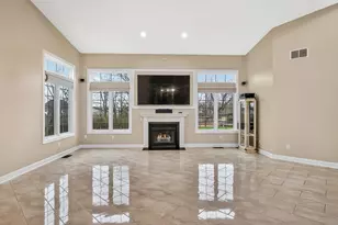 3583 Darby Knolls Blvd, Hilliard, OH 43026 - Photo 1