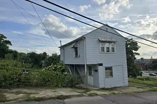 931 Orchard St, Zanesville, OH 43701 - Photo 1