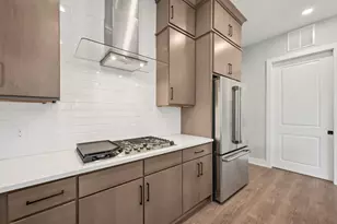 2867 Kobuk Dr, Columbus, OH 43228 - Photo 9