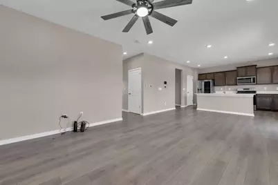 4410 Holstein Drive, Columbus, OH 43207 - Photo 15