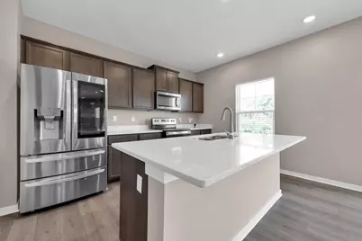 4410 Holstein Drive, Columbus, OH 43207 - Photo 11