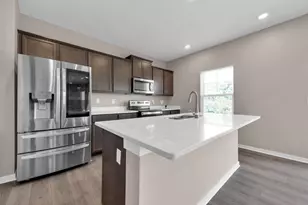 4410 Holstein Dr, Columbus, OH 43207 - Photo 11