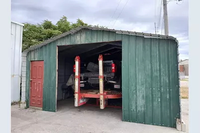 700 Kenton Avenue, Marion, OH 43302 - Photo 9