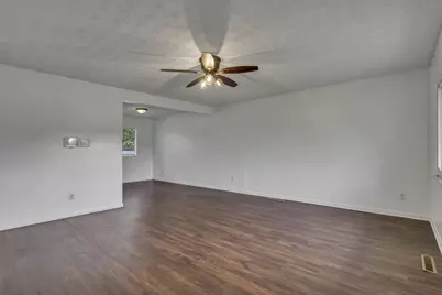 1752 S Hamilton Road, Columbus, OH 43227 - Photo 5