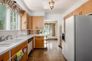 2500 Maplewood Dr, Columbus, OH 43231 - Photo 19