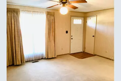 355 Cherokee Drive, Circleville, OH 43113 - Photo 7