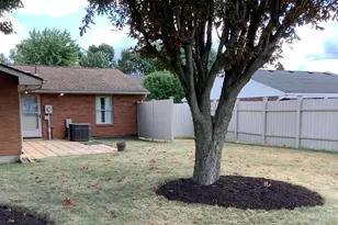 355 Cherokee Dr, Circleville, OH 43113 - Photo 5