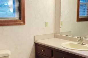 355 Cherokee Dr, Circleville, OH 43113 - Photo 17