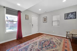 319 E Barthman Ave, Columbus, OH 43207 - Photo 5