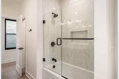 1025 Hunter Avenue, Columbus, OH 43201 - Photo 27