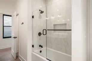 1025 Hunter Ave, Columbus, OH 43201 - Photo 27