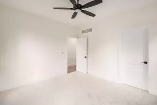 1025 Hunter Ave, Columbus, OH 43201 - Photo 23