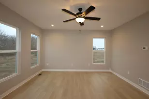 328 Royal Fern Ln, Lewis Center, OH 43035 - Photo 5