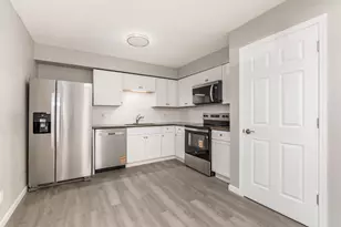 1865 Willoway Cir N, Columbus, OH 43220 - Photo 9