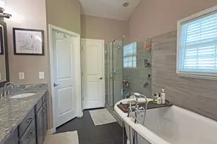 7566 Fairfield Lakes Dr, Powell, OH 43065 - Photo 17