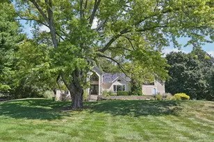 10669 Riverside Dr, Powell, OH 43065 - Photo 3