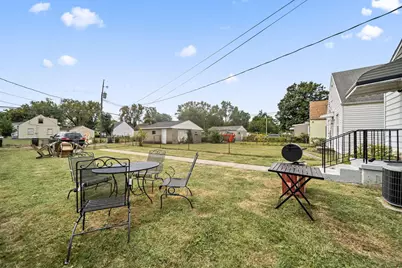 975 E 14th Avenue, Columbus, OH 43211 - Photo 31